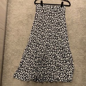 Zara midi/maxi floral skirt